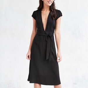 Kimchi Blue Black Midi Plunge Dress